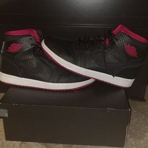 Jordan 1 Retro High Nouv
